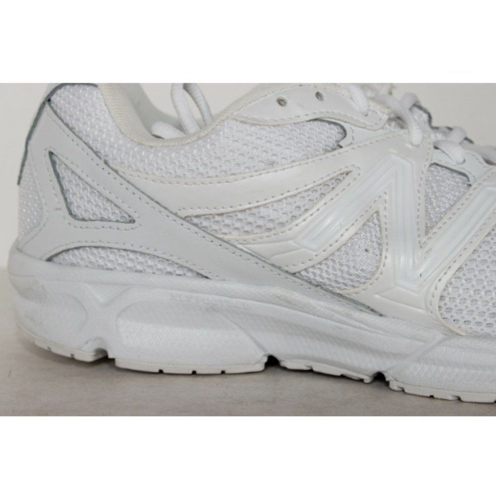 New Balance M490AWL2 White Mens Running Shoes - Picture 2 of 11